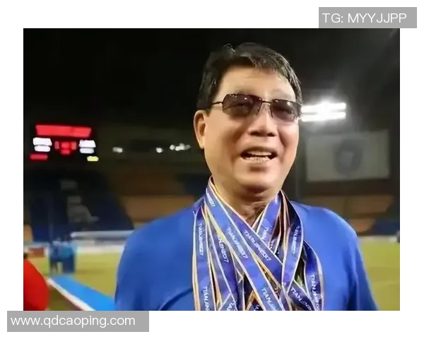 足球明星学历揭秘高学历球员背后的故事与成就 足球明星学历揭秘高学历球员背后的故事与成就